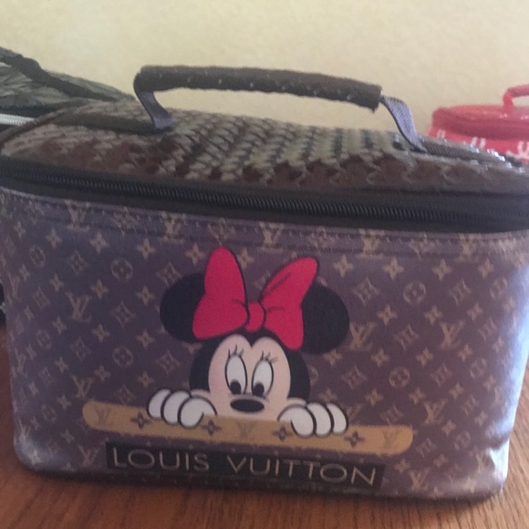 Cute Vanity Case - Picture 2 of 5